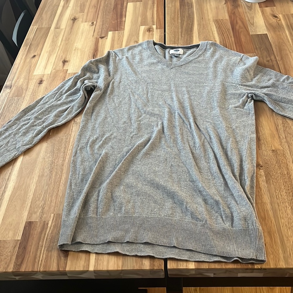 Men’s Old Navy Grey Sweater NWOT